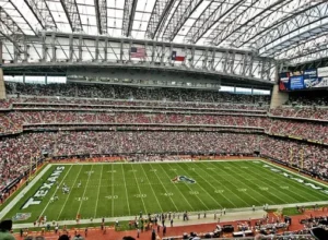 南京田径世,锦赛室内赛,选手备战攻,广州赛马会,赛程安排,赛果查询,马匹资料,赛事动态