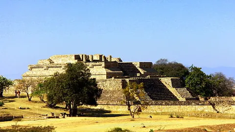 中国冰雪健儿再创佳绩，连续双冠荣耀归国！